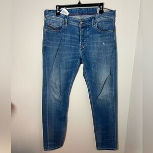 Diesel Men’s Larkee-Beex Regular-Tapered Distressed Medium Wash Jeans Size 33x32